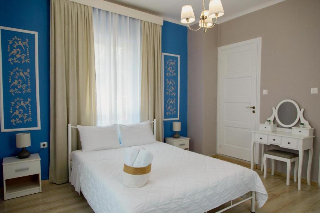 Rooms In Yard Corinth Luaran gambar