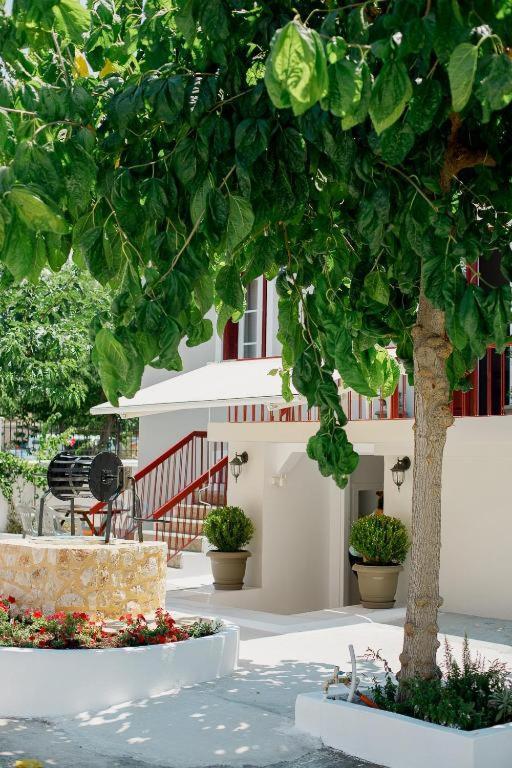 Rooms In Yard Corinth Luaran gambar